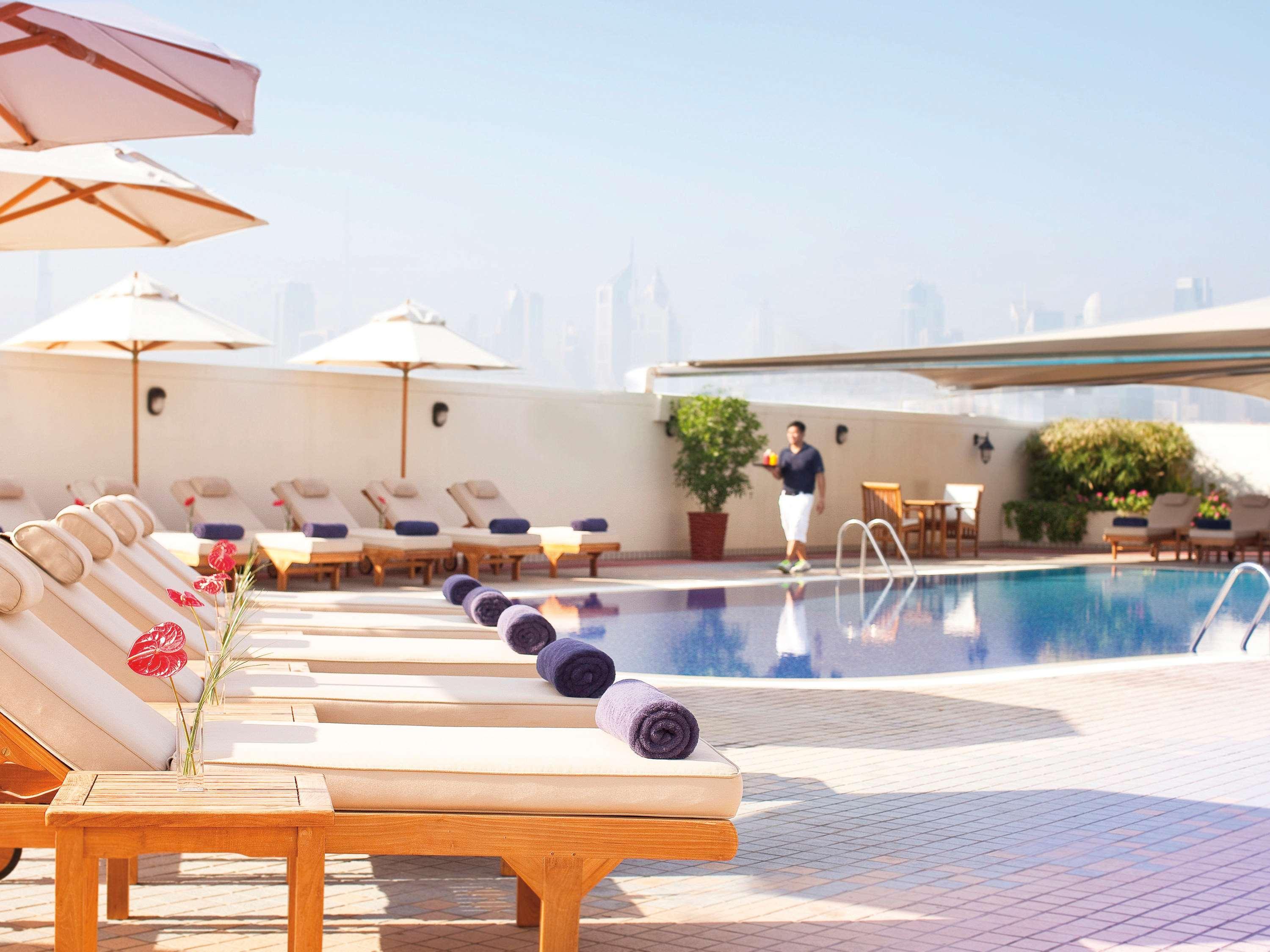 فندق وشقق موفنبيك بور دبي المظهر الخارجي الصورة